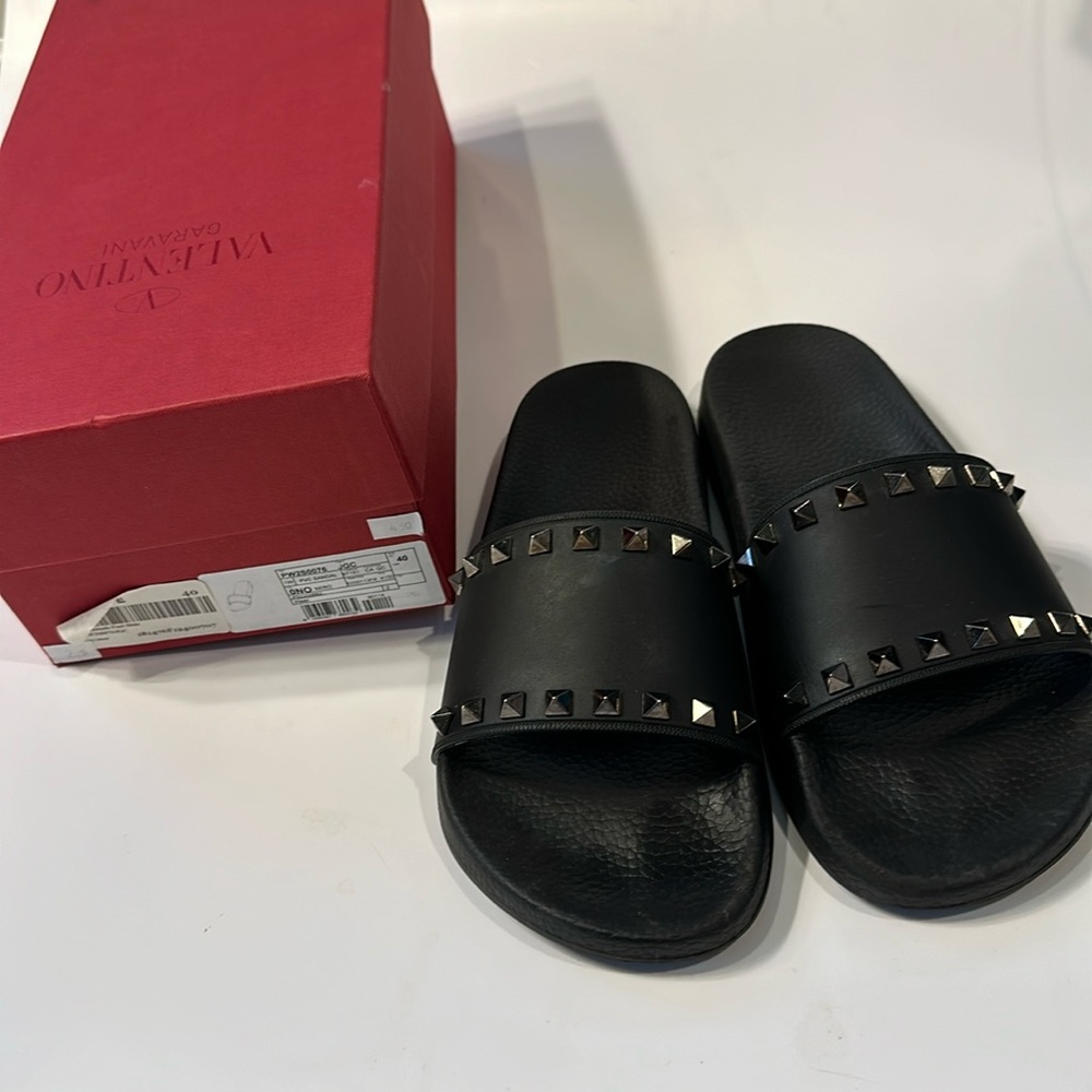 Valentino Rock Stud Pool Slides Size 40